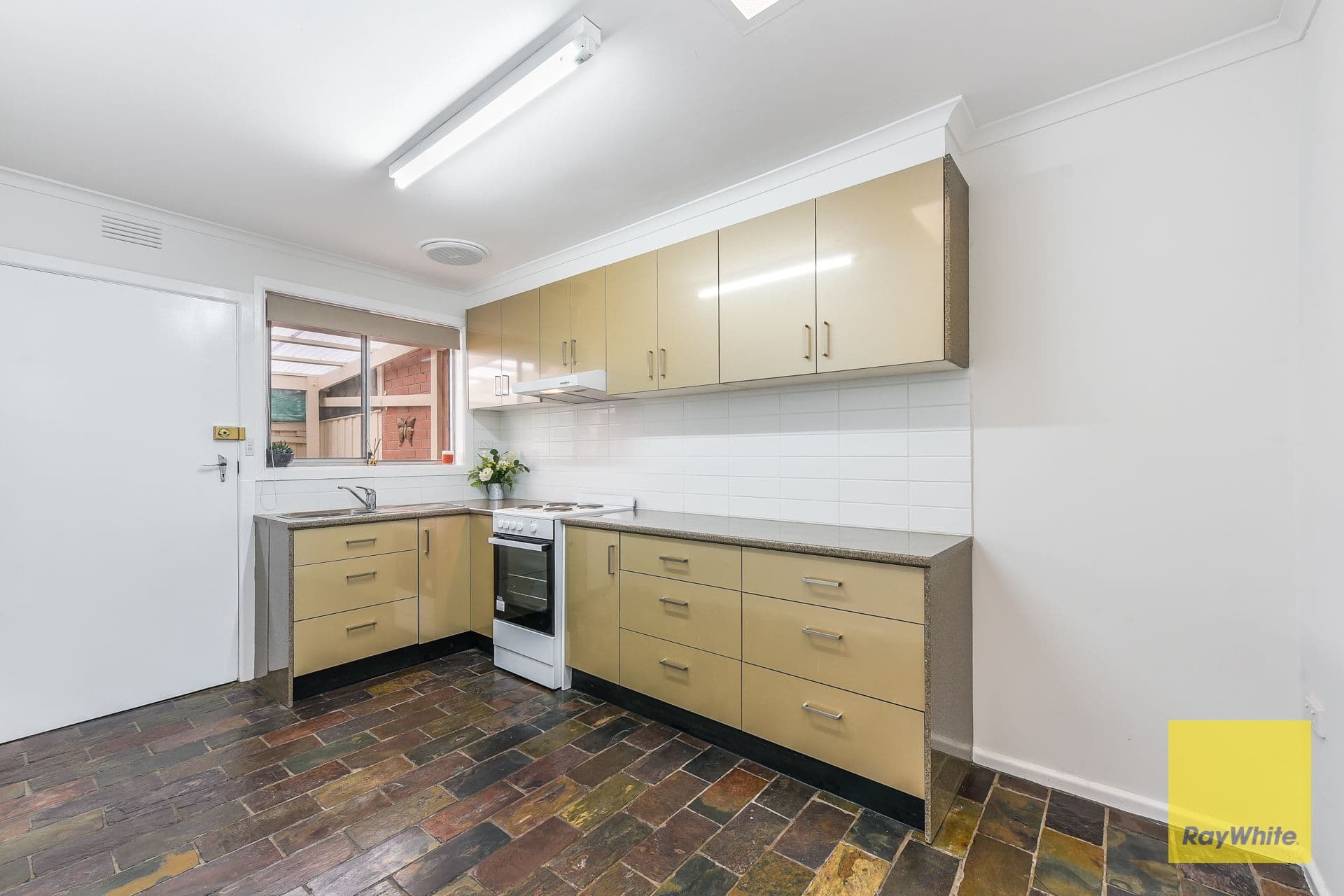 46 Herbert Street, Dandenong VIC 3175, Dandenong - Thumbnail 4