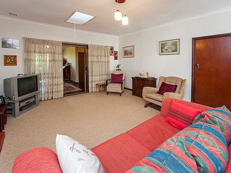 51 Creaton Street, ST JAMES WA 6102, St James - Thumbnail 7