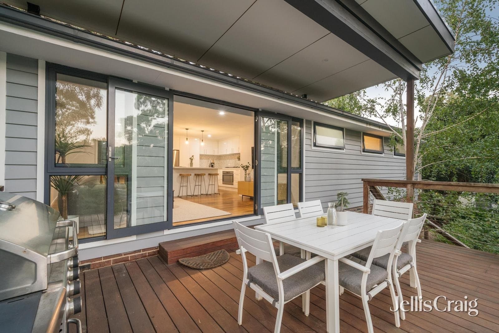 17 Watkins Street, Diamond Creek, Diamond Creek - Thumbnail 2