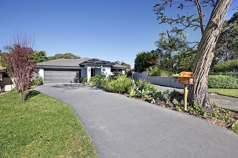 12 Cronin Place, Callala Bay - Image 1
