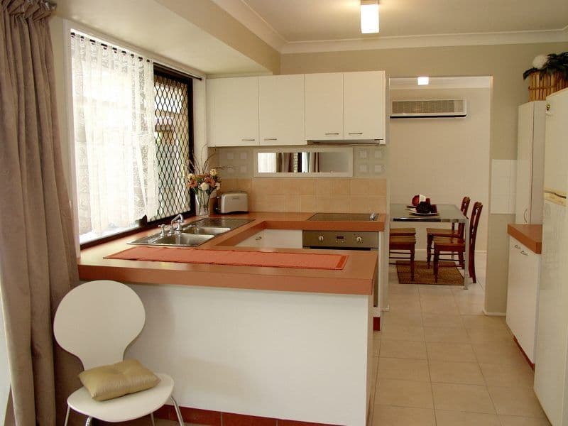 2 Grenadier Court, RUNCORN QLD 4113, Runcorn - Thumbnail 4