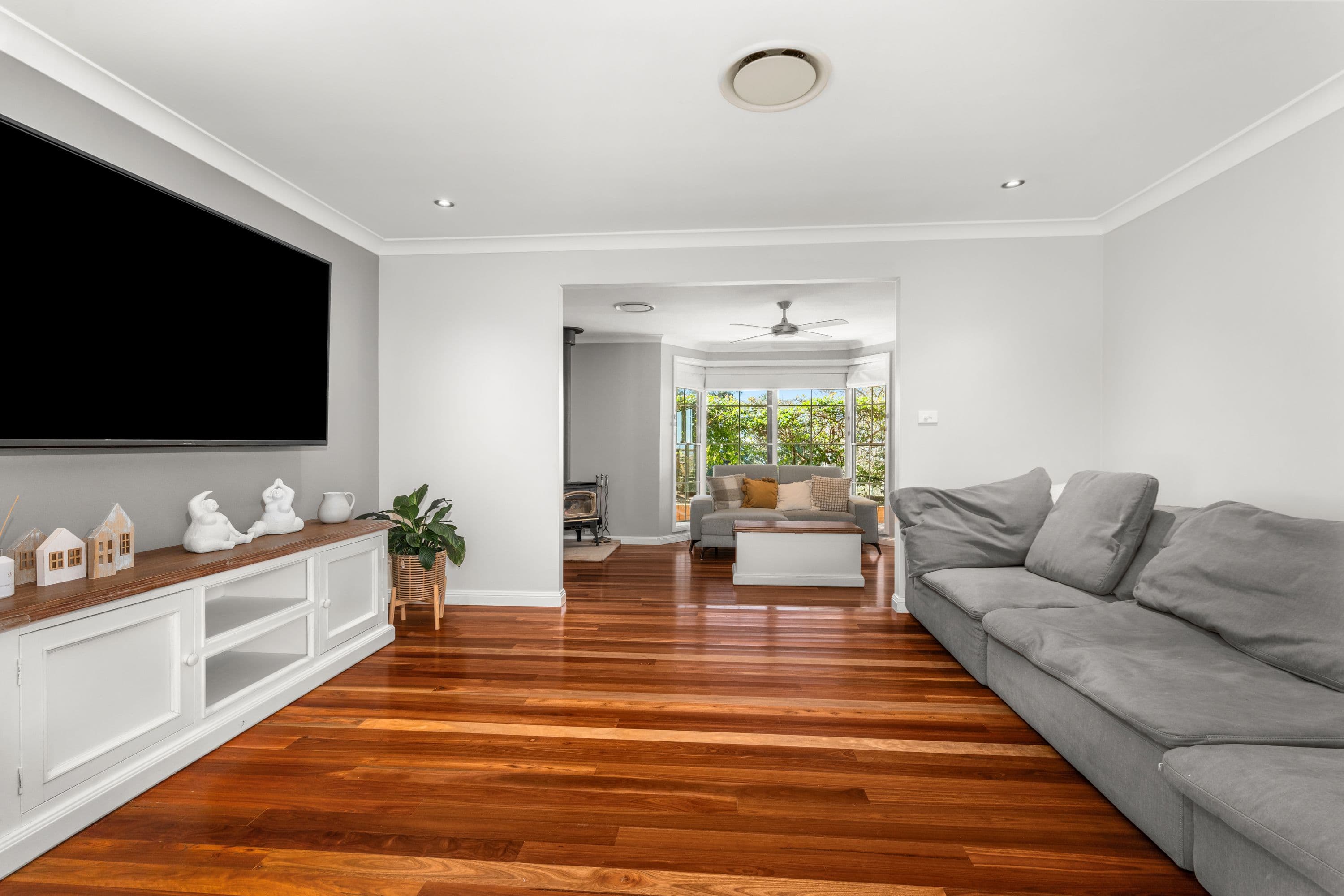29 Warks Hill Road, Kurrajong Heights NSW 2758, Kurrajong Heights - Thumbnail 3
