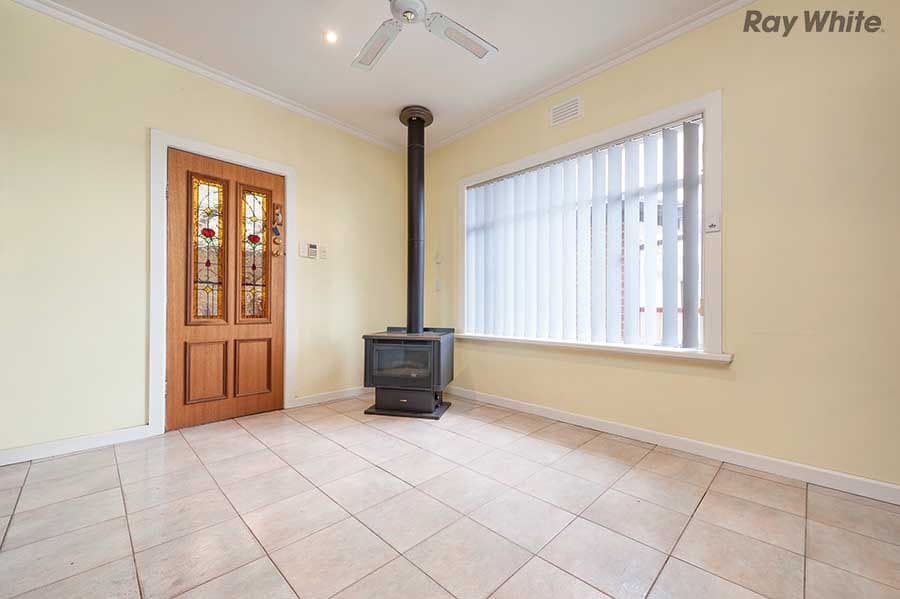 22 Washington Street, St Albans VIC 3021, St Albans - Thumbnail 4