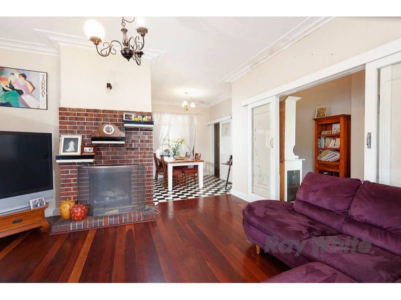 12 Redmond Road, HAMILTON HILL WA 6163, Hamilton Hill - Thumbnail 8