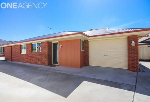 2/14 Parker Street, Devonport, Devonport - Image 1
