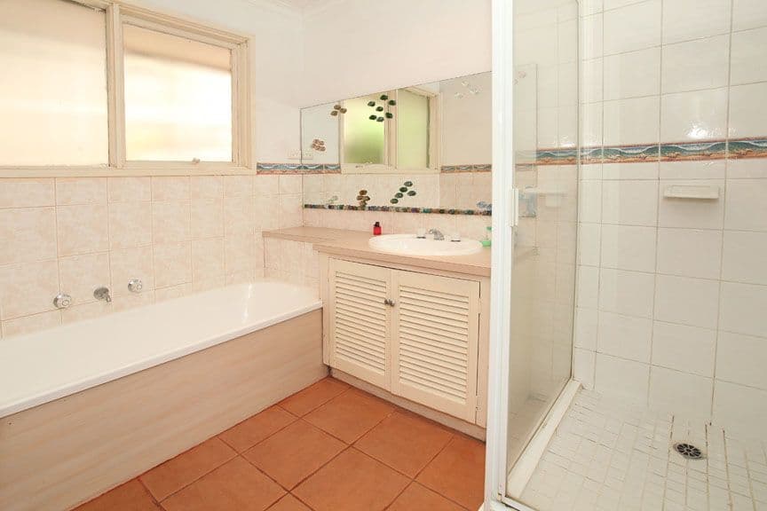 77 Weeden Drive, VERMONT SOUTH VIC 3133, Vermont South - Thumbnail 7