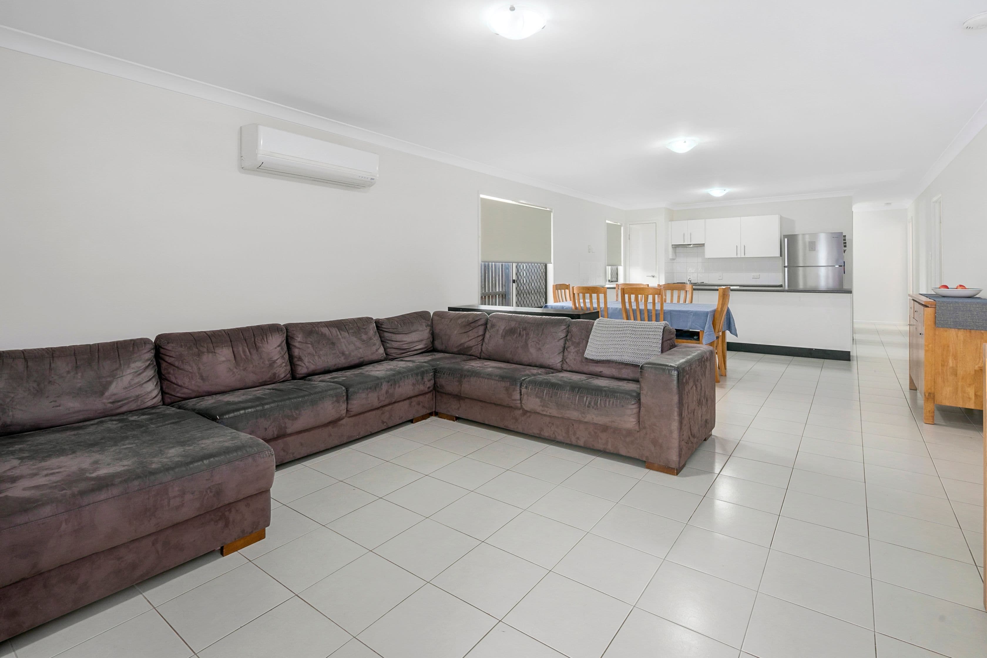 109 Railway Parade, Thorneside QLD 4158, Thorneside - Thumbnail 2
