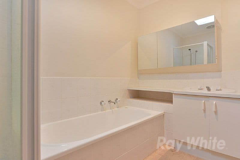 25 Duncan Avenue, BORONIA VIC 3155, Boronia - Thumbnail 8