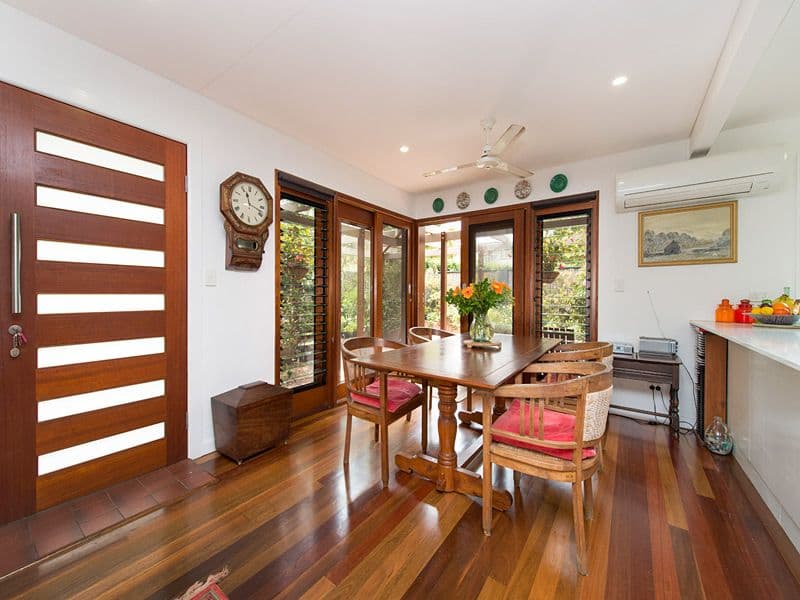 2 Teesdale Street, CORINDA QLD 4075, Corinda - Thumbnail 2