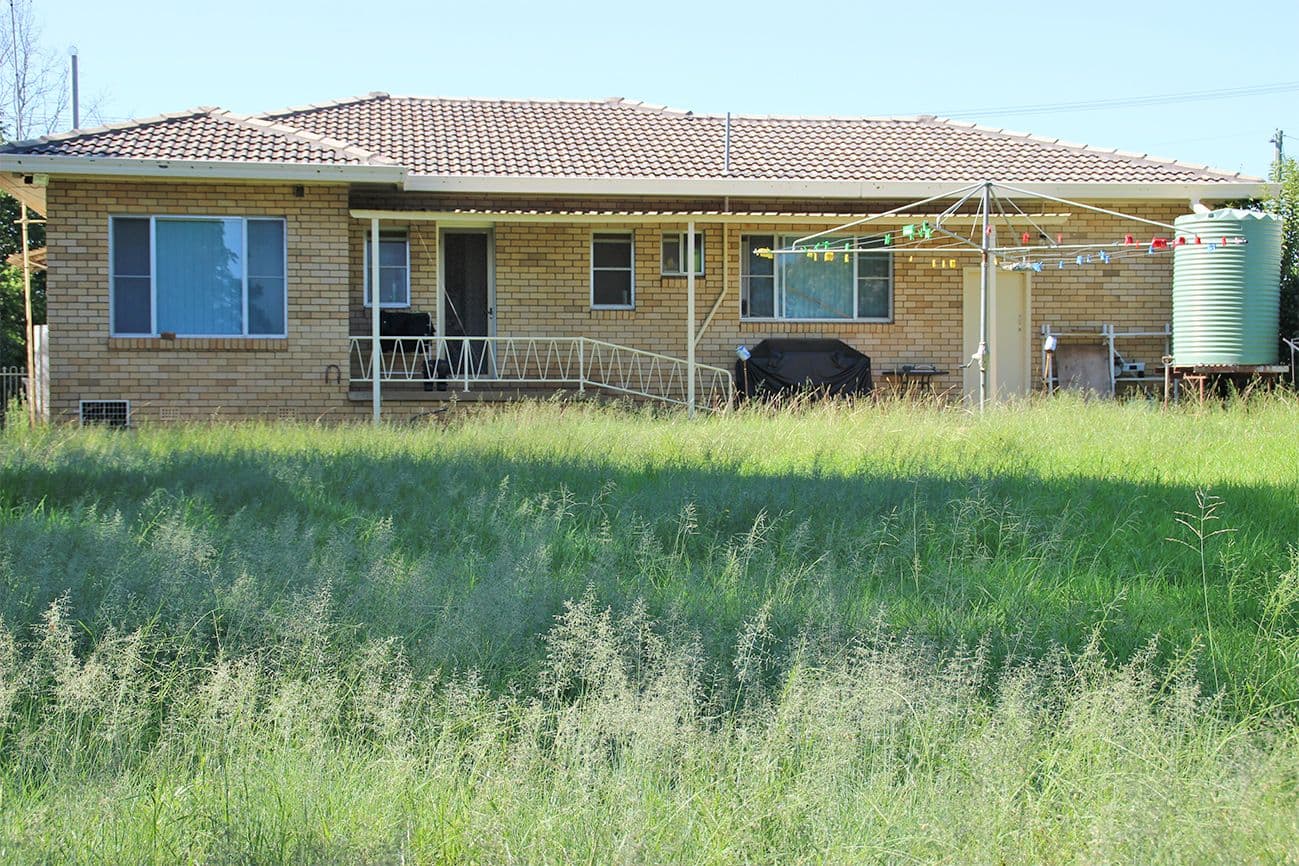 17 CASSILIS Street, Coonabarabran NSW 2357, Coonabarabran - Thumbnail 4