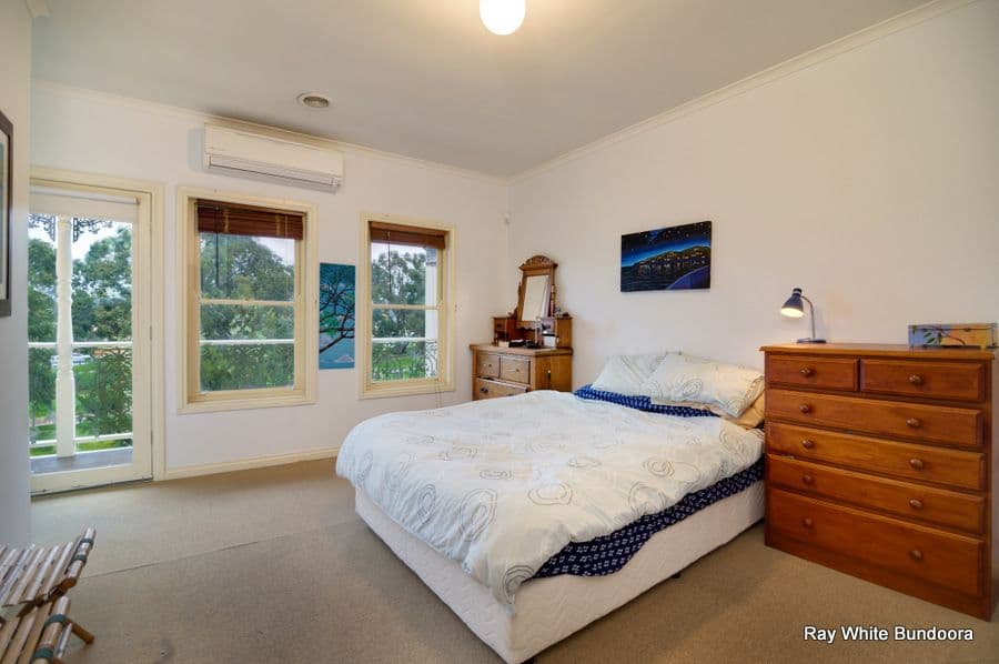 18 Westwood Drive, MILL PARK VIC 3082, Mill Park - Thumbnail 5