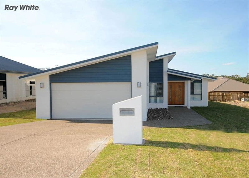 13  Parklink Avenue West, WONDUNNA QLD 4655, Wondunna - Thumbnail 2