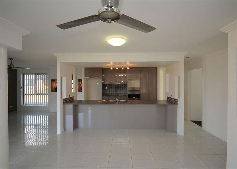 13  Parklink Avenue West, WONDUNNA QLD 4655, Wondunna - Thumbnail 6
