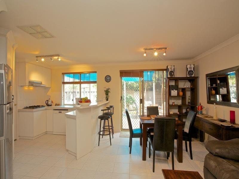 27 Helmsley Street, SCARBOROUGH WA 6019, Scarborough - Thumbnail 7