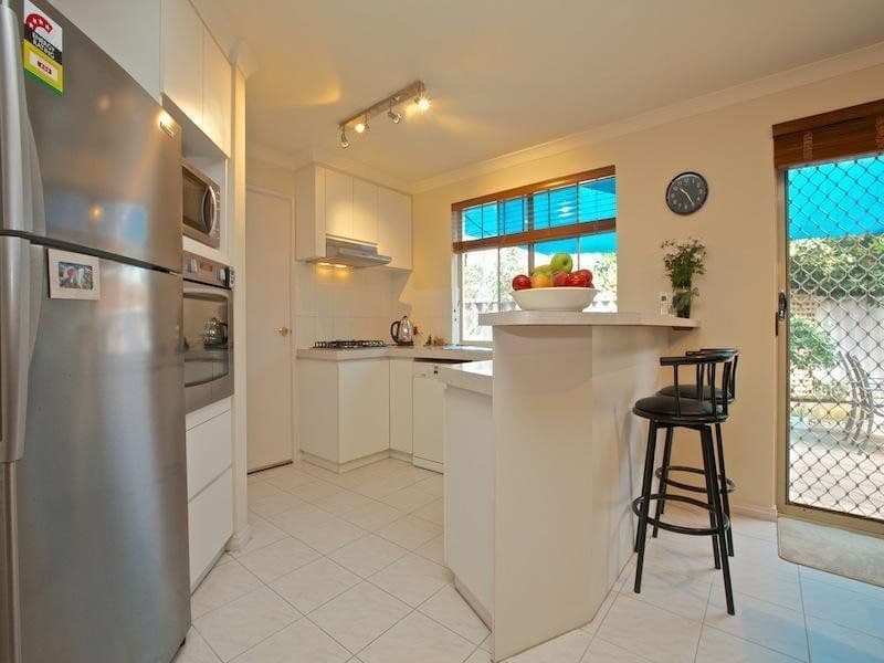 27 Helmsley Street, SCARBOROUGH WA 6019, Scarborough - Thumbnail 8