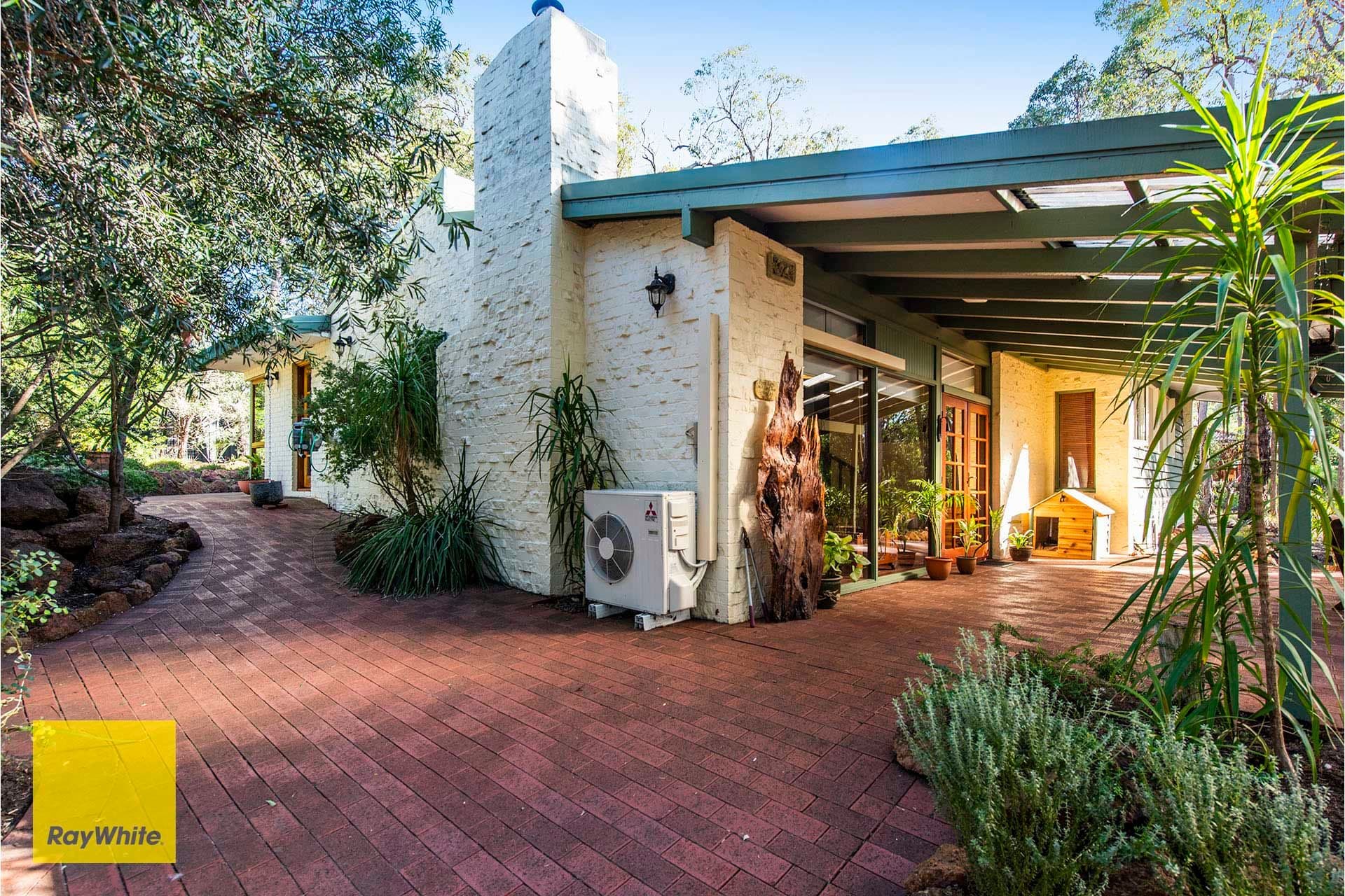 17 Palmateer Drive, Carmel WA 6076, Carmel - Thumbnail 2