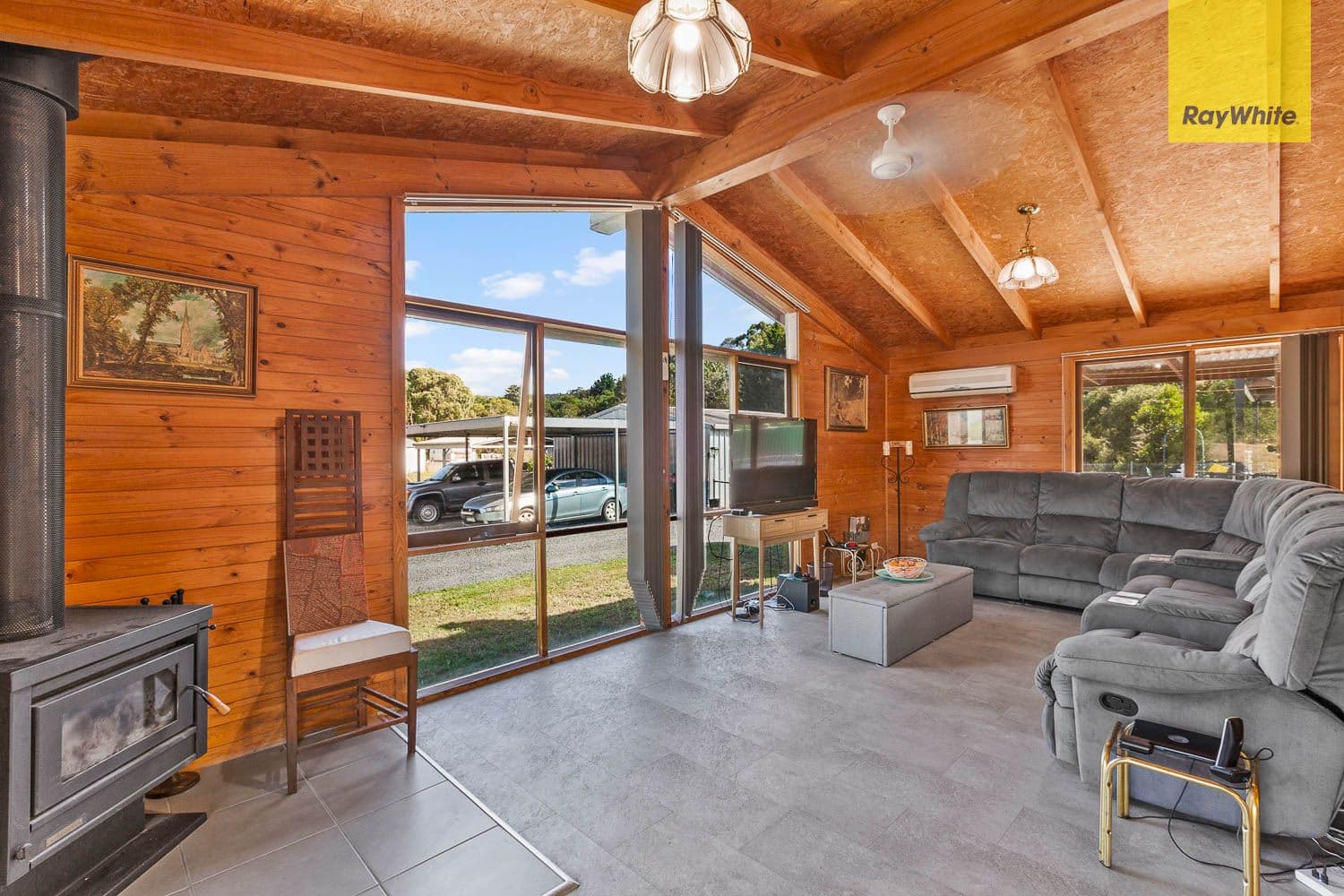 17 Greendale-Myrniong Road, Greendale VIC 3341, Greendale - Thumbnail 5