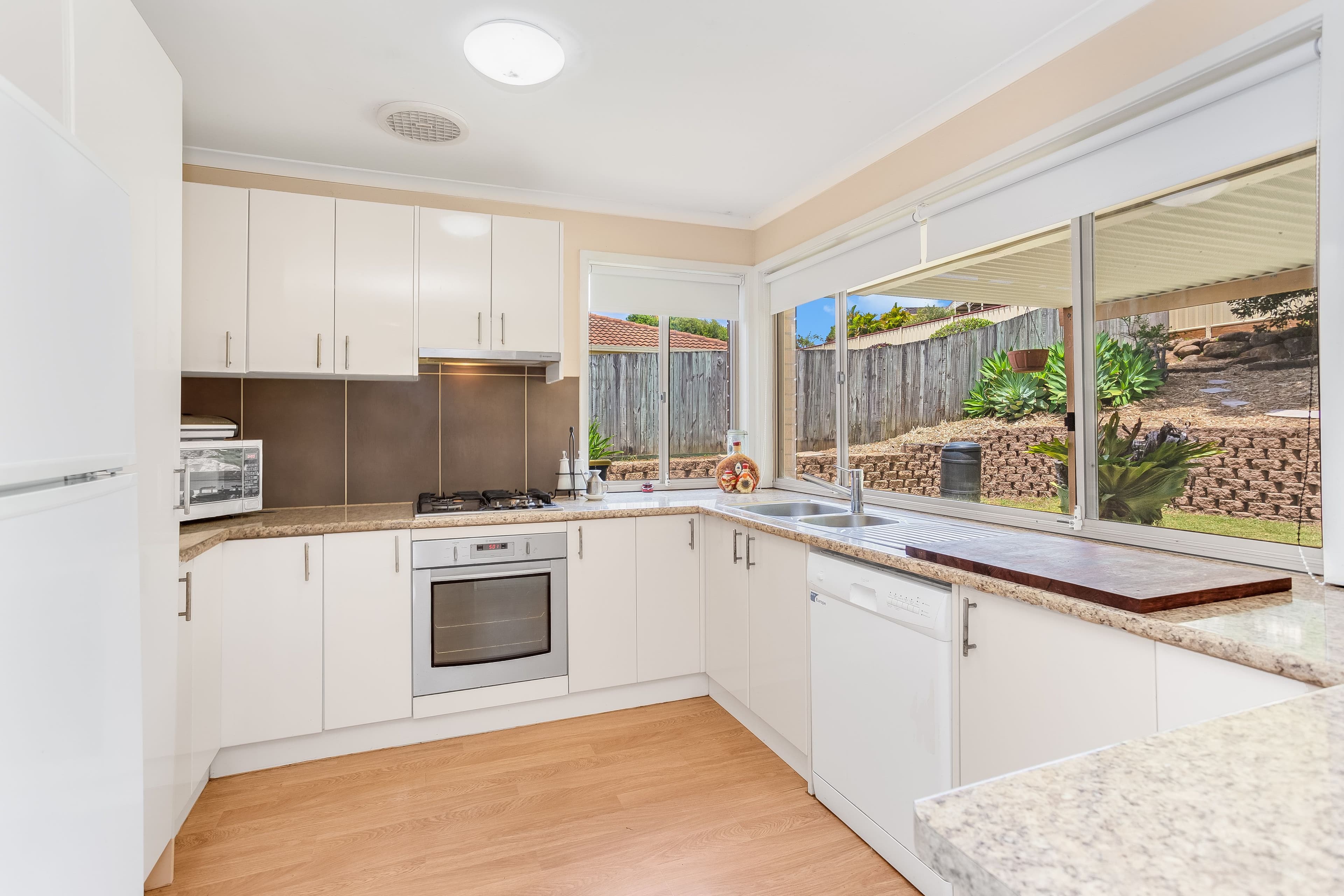 9 Manuka Road, Banora Point NSW 2486, Banora Point - Thumbnail 2