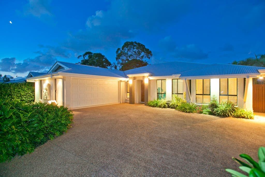 13 Cedarview Place, WELLINGTON POINT QLD 4160, Wellington Point - Image 1