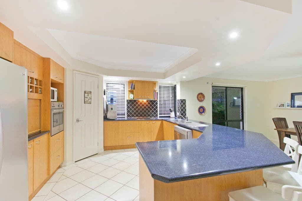 13 Cedarview Place, WELLINGTON POINT QLD 4160, Wellington Point - Thumbnail 8