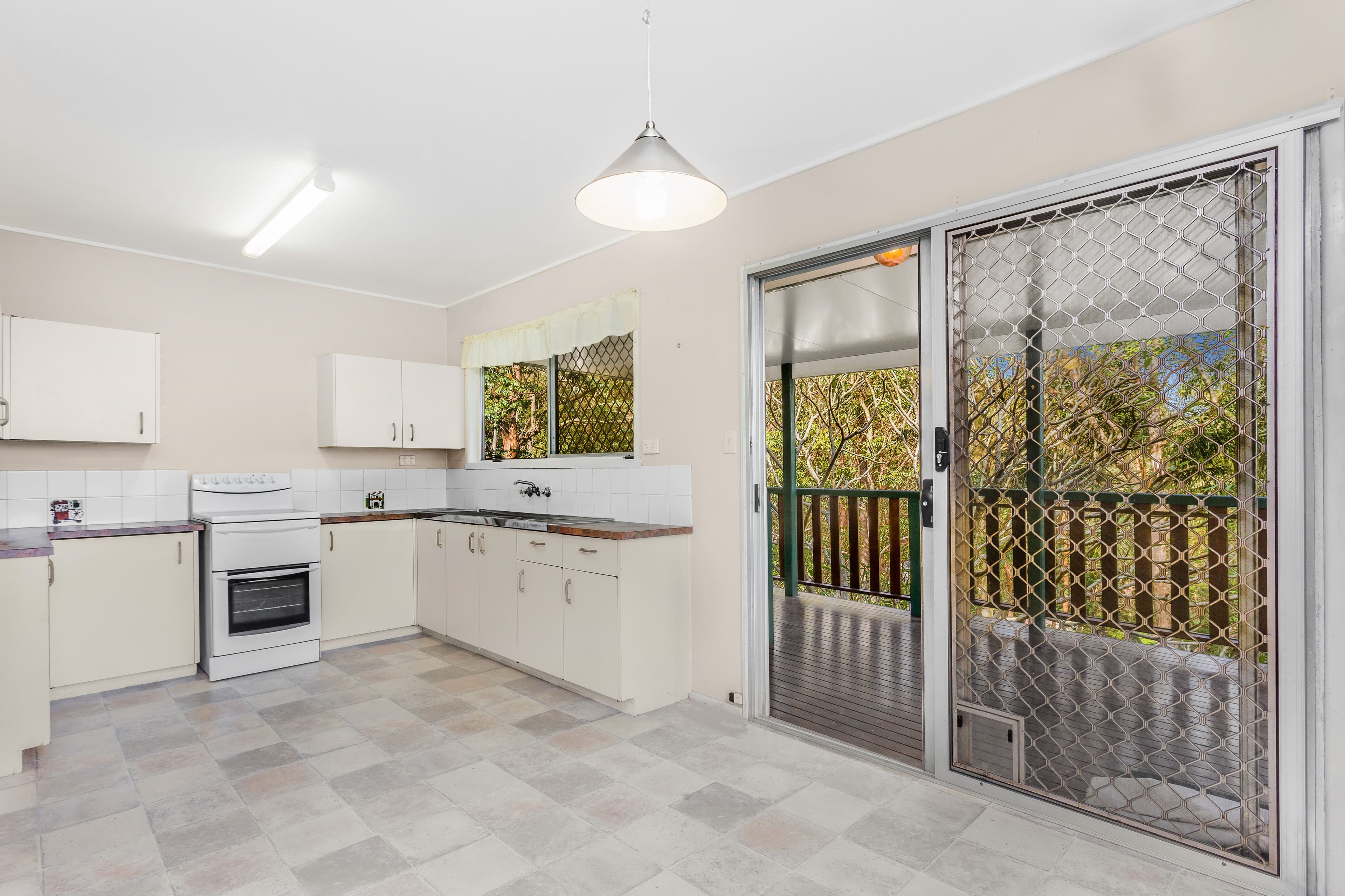 14 Park Road, Arana Hills QLD 4054, Arana Hills - Thumbnail 2