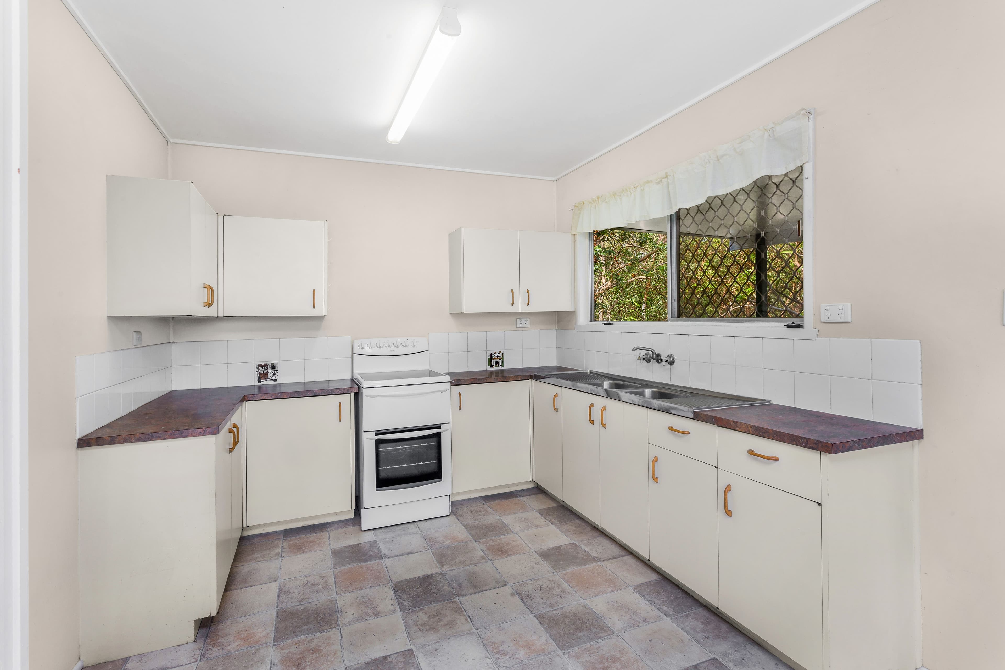14 Park Road, Arana Hills QLD 4054, Arana Hills - Thumbnail 3