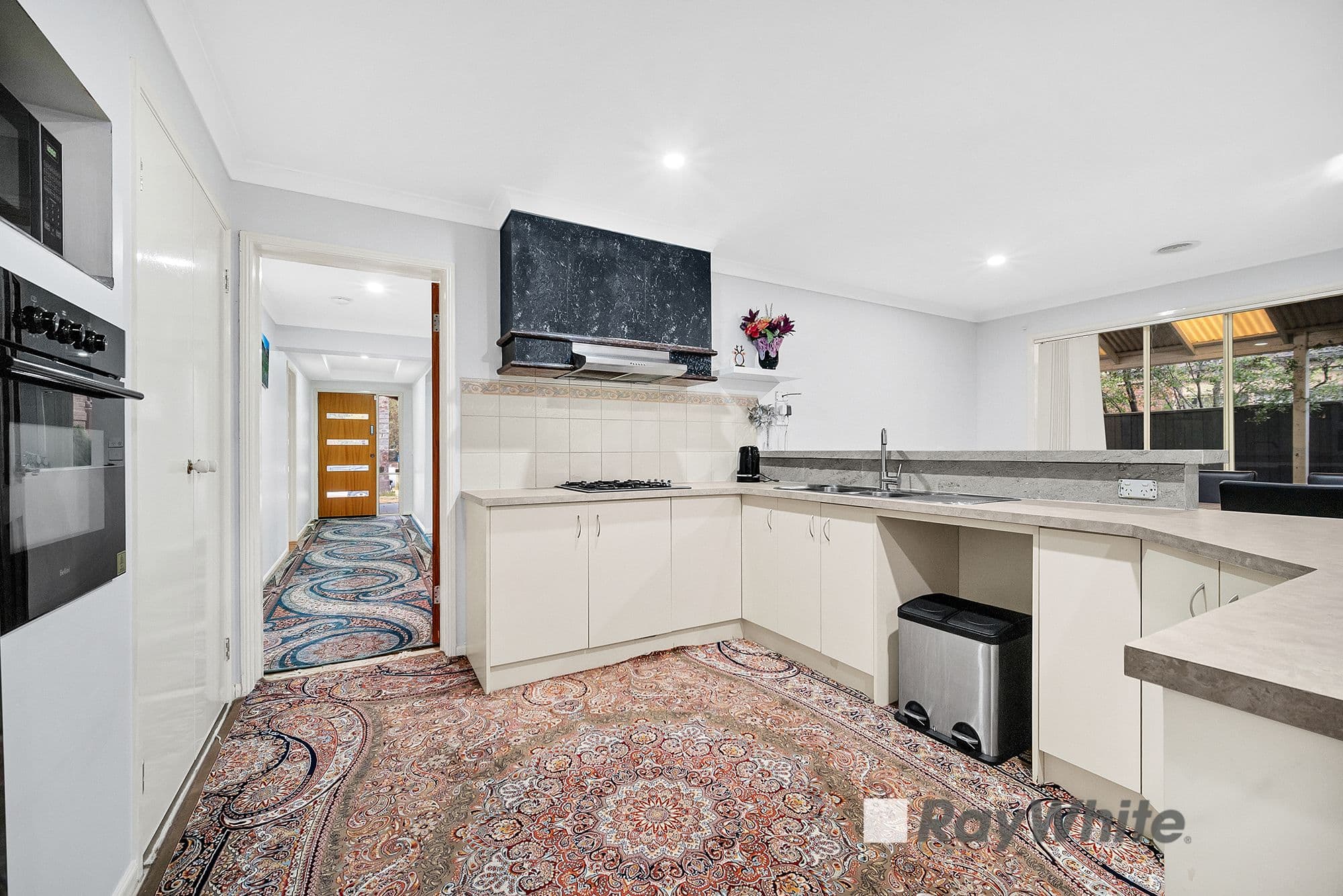 19 Menzies Close, Narre Warren South VIC 3805, Narre Warren South - Thumbnail 3