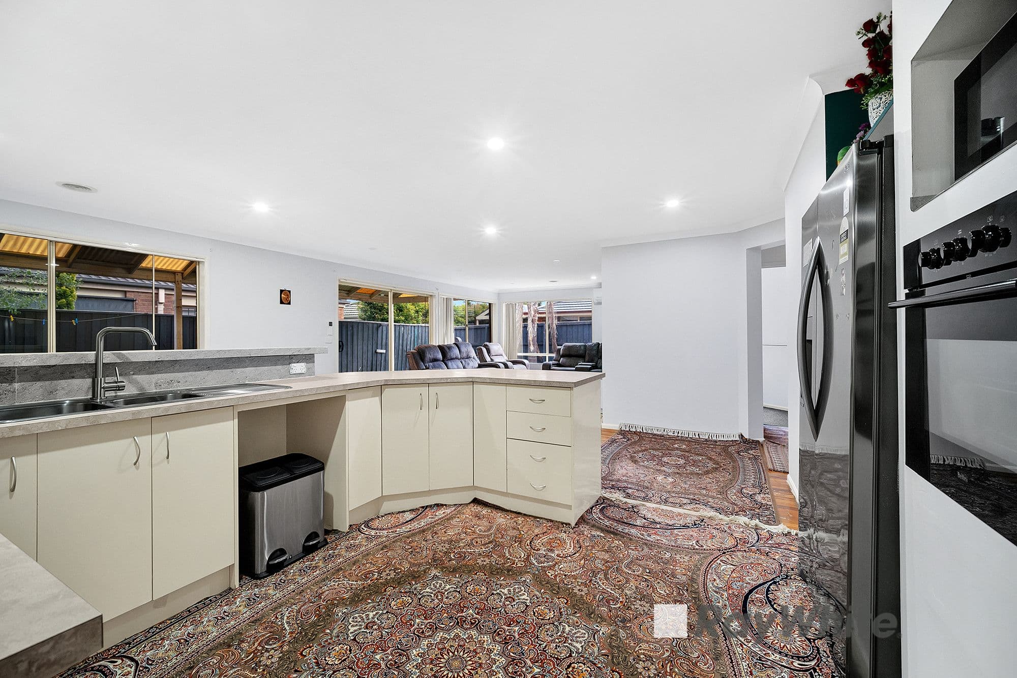 19 Menzies Close, Narre Warren South VIC 3805, Narre Warren South - Thumbnail 4