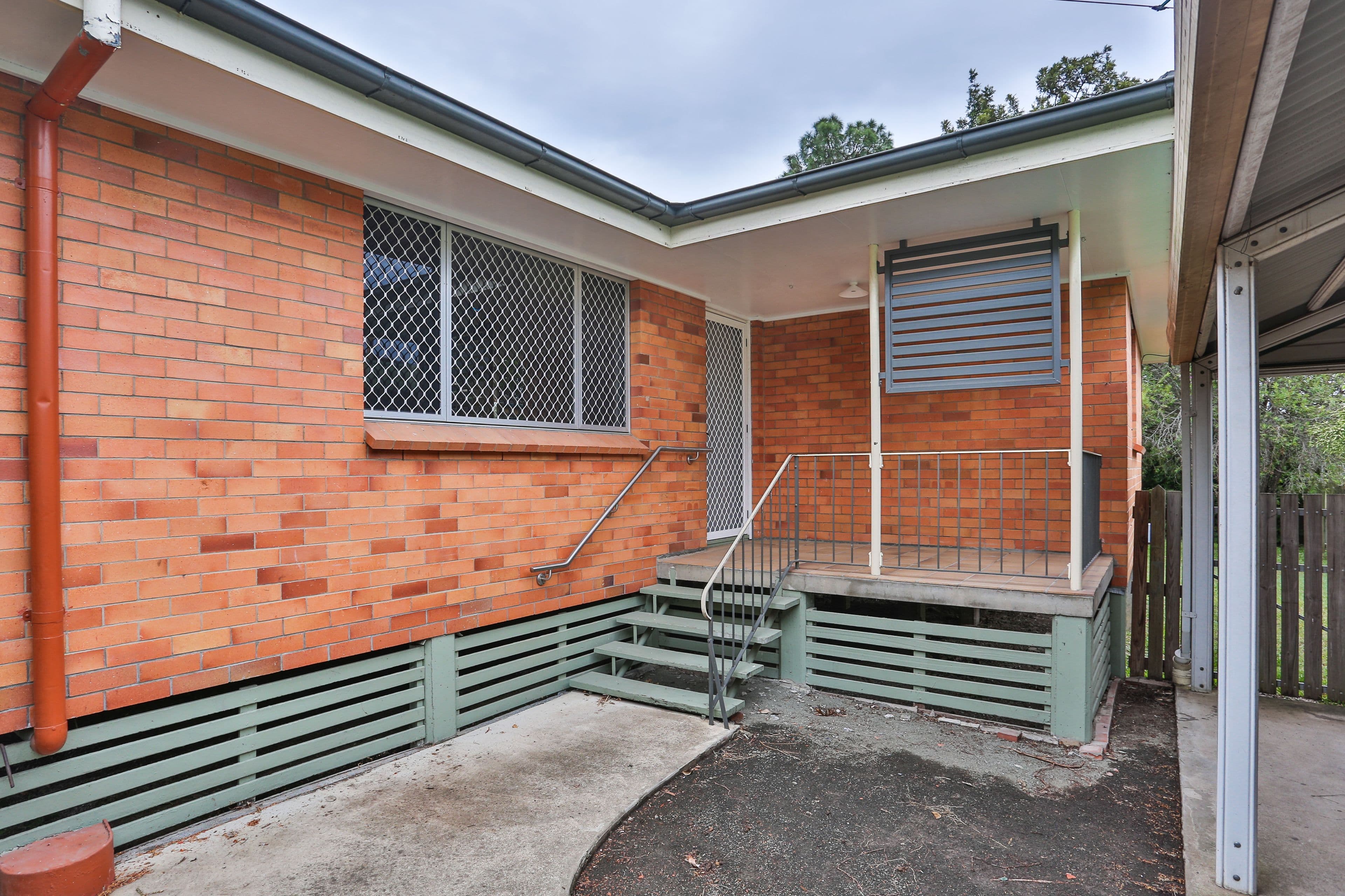 22 Southampton Road, Ellen Grove QLD 4078, Ellen Grove - Thumbnail 2