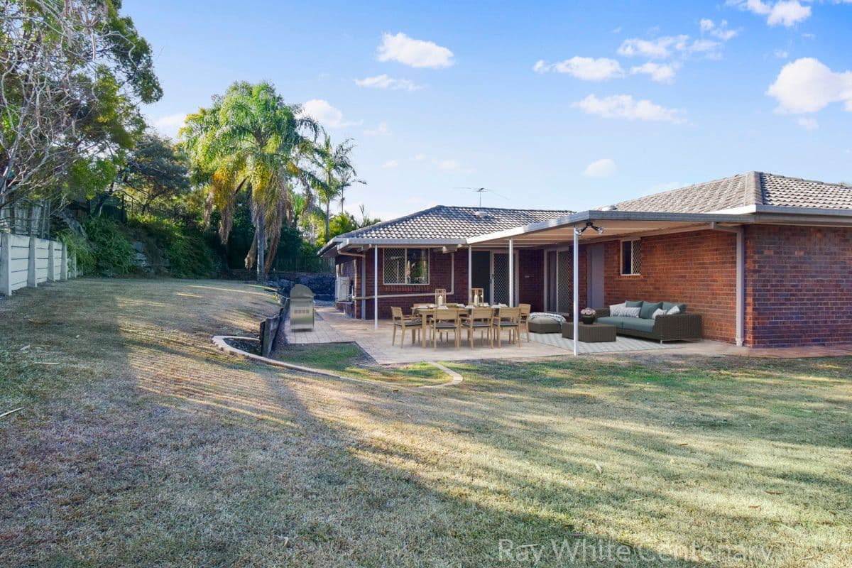 5 Lindesay Court, Sinnamon Park QLD 4073, Sinnamon Park - Thumbnail 2