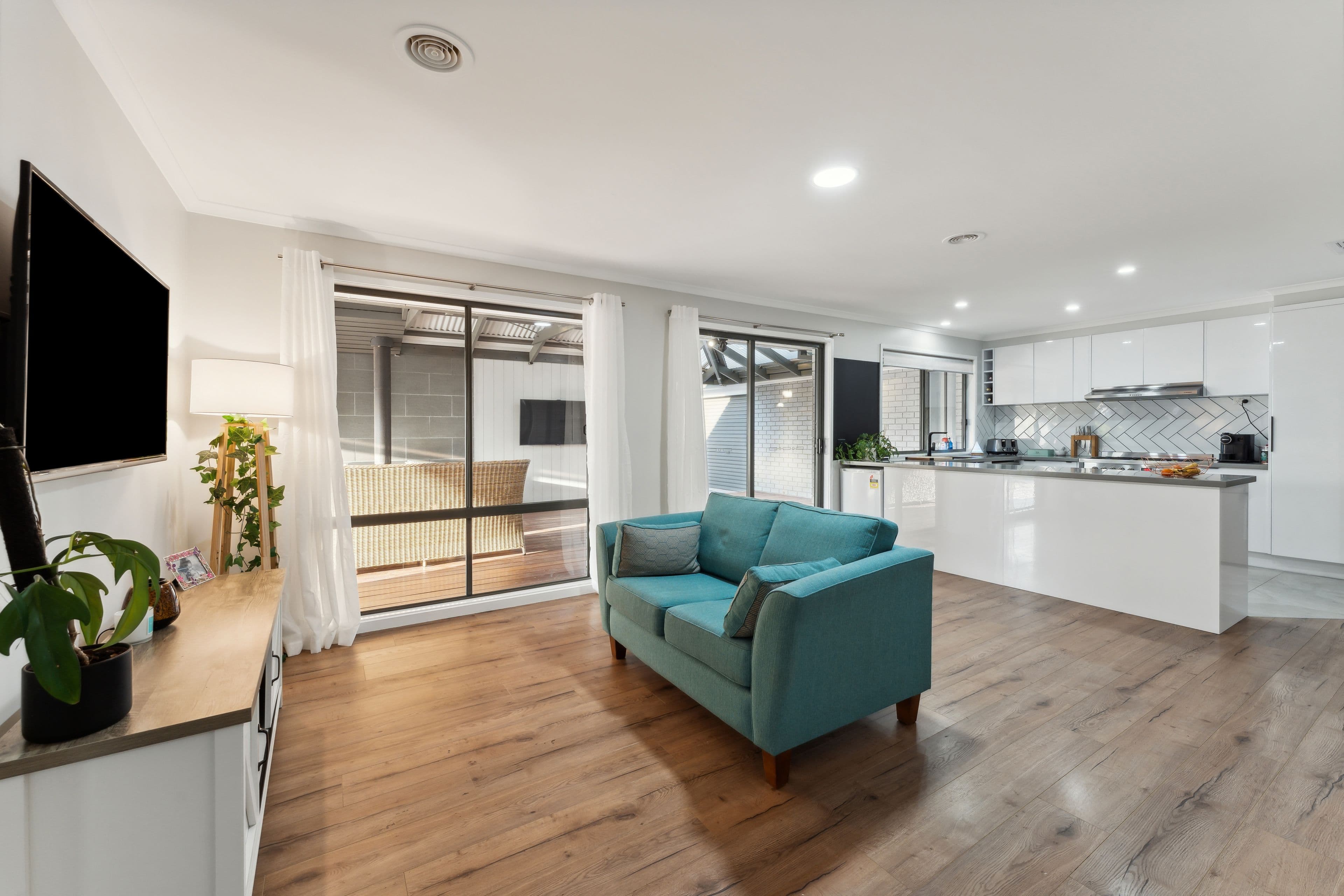 7 Silvana Way, Hillside VIC 3037, Hillside - Thumbnail 7