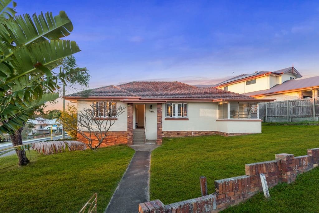 25 Mawson Street, Kedron QLD 4031, Kedron - Image 1