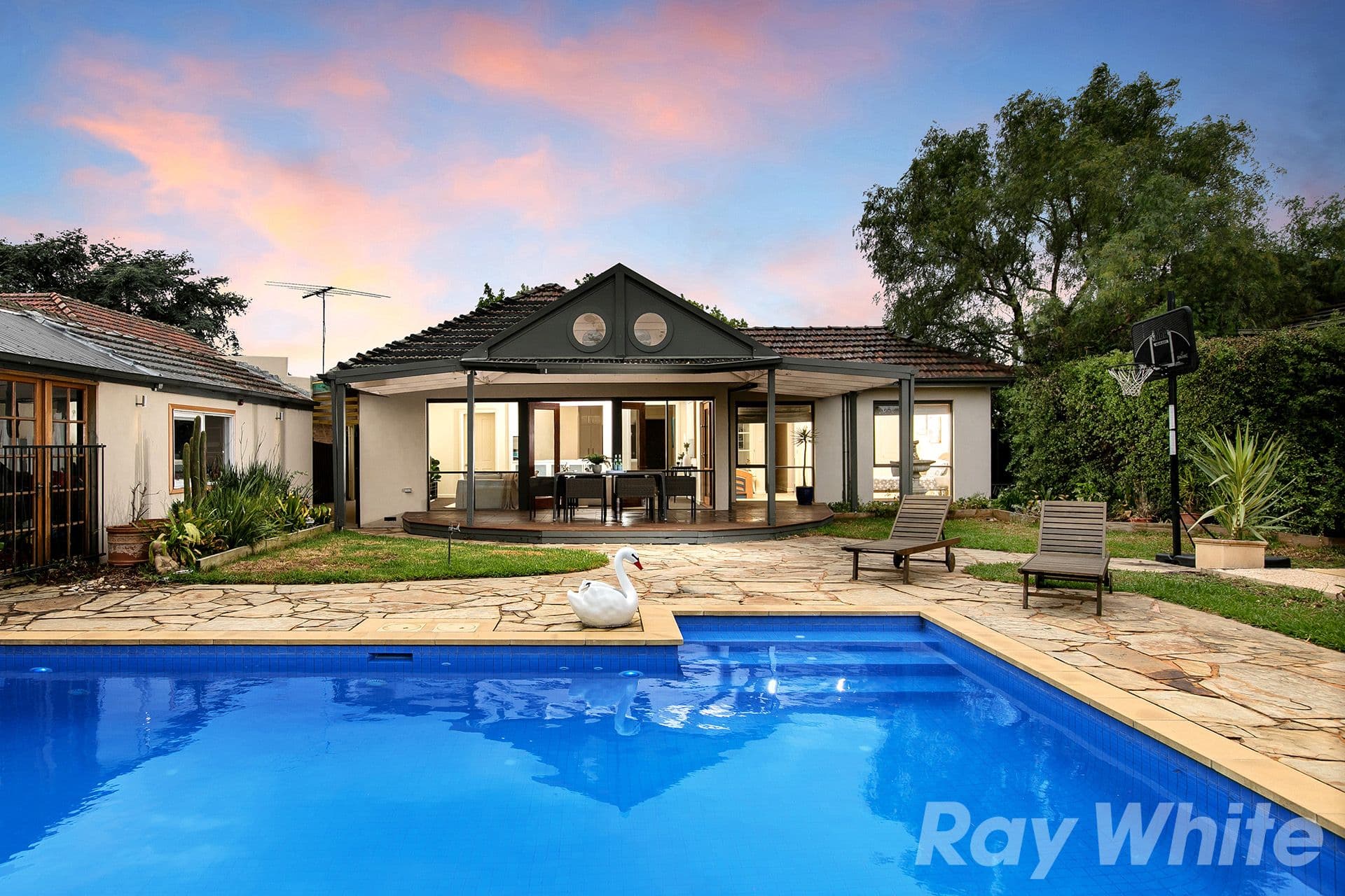 1 Waller Court, Cheltenham VIC 3192, Cheltenham - Image 1
