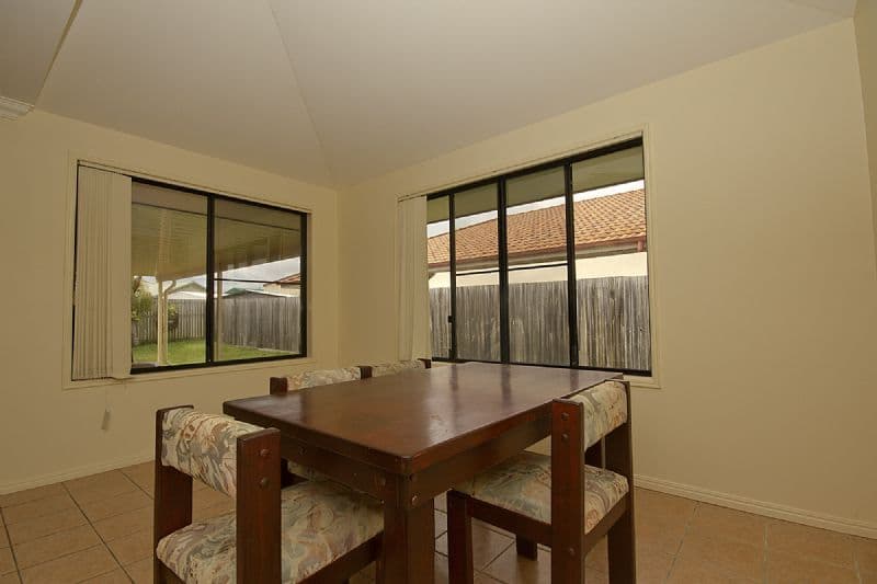 33 Finnegan Street, ROTHWELL QLD 4022, Rothwell - Thumbnail 3