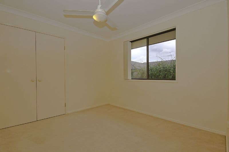 33 Finnegan Street, ROTHWELL QLD 4022, Rothwell - Thumbnail 8