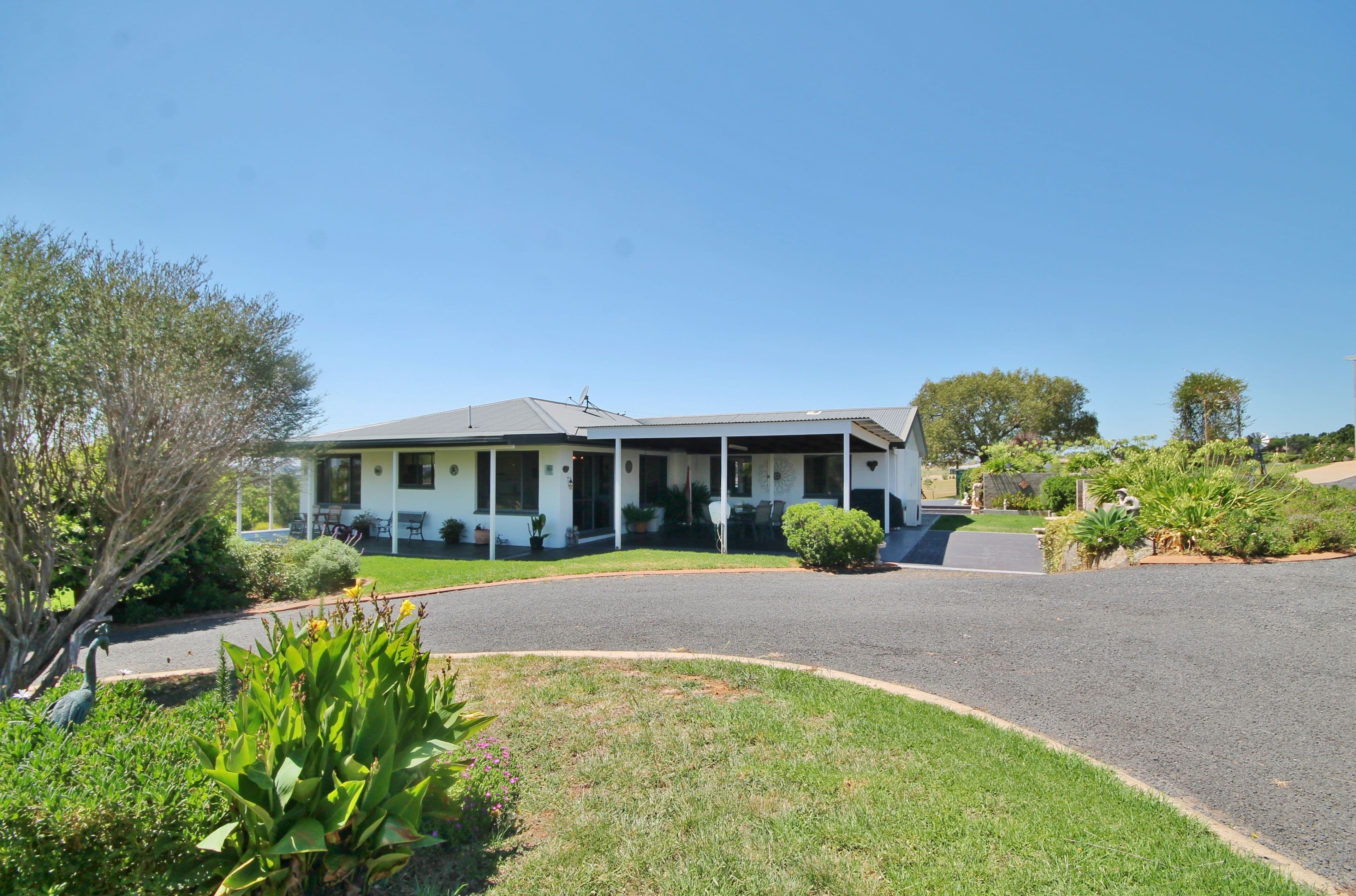297 Milvale Road, Young - Image 1