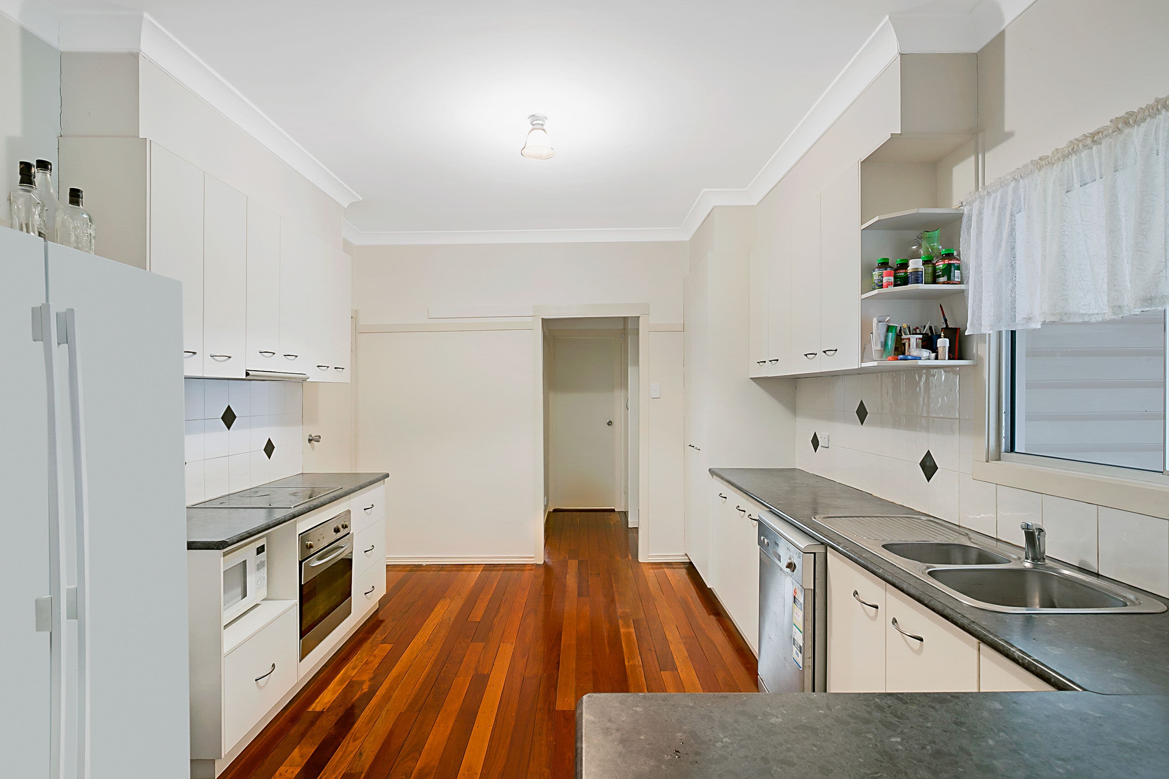 15 Gladstone Street, Newtown QLD 4350, Newtown - Thumbnail 3