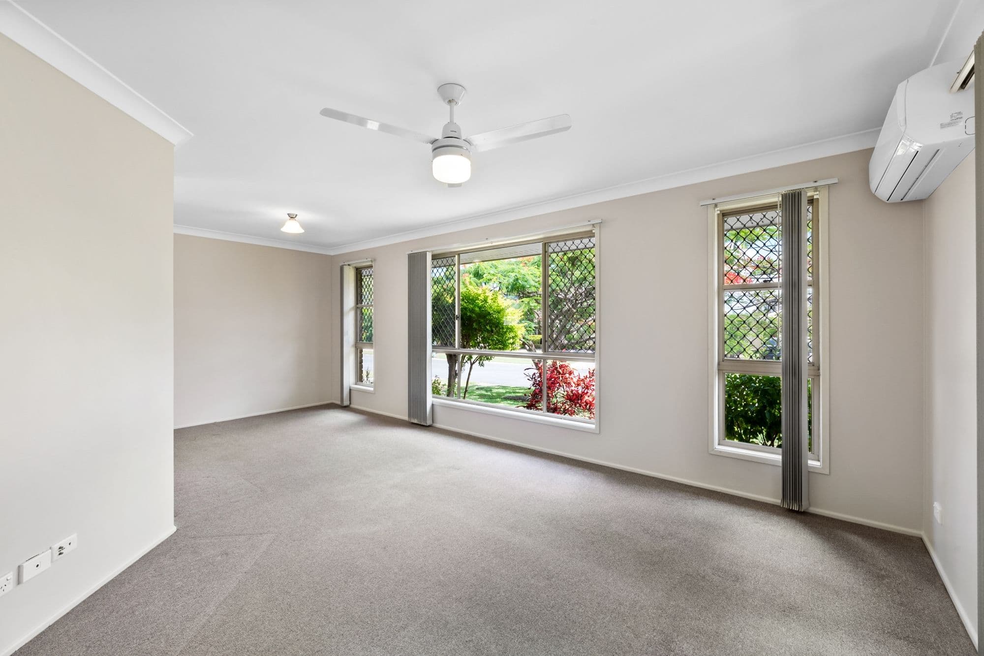 6 Barbara Court, Deception Bay QLD 4508, Deception Bay - Thumbnail 2