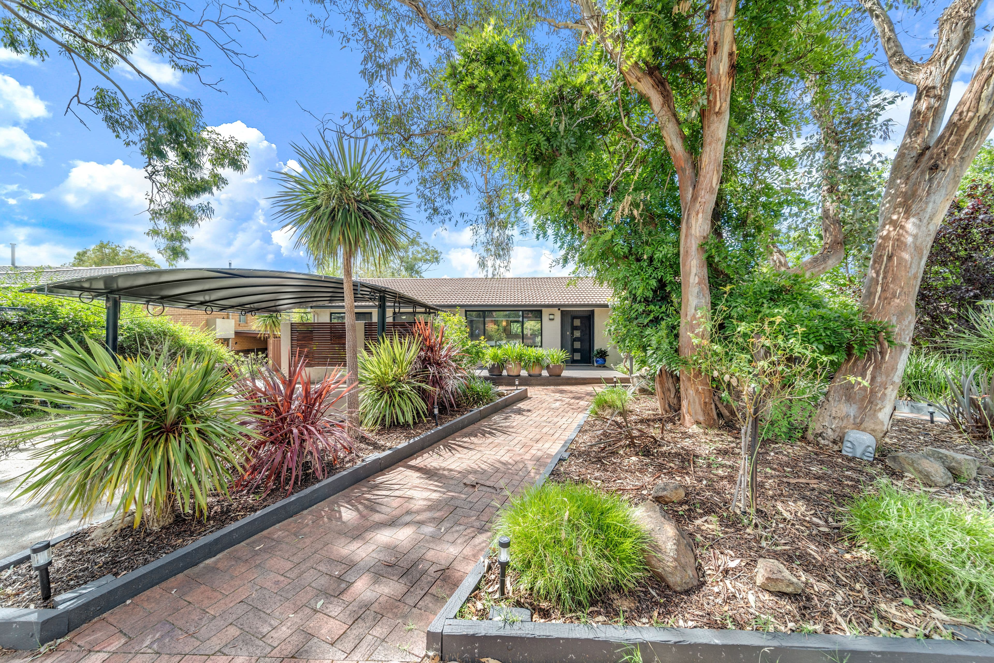 5 Gibbes Place, Weetangera ACT 2614, Weetangera - Image 1