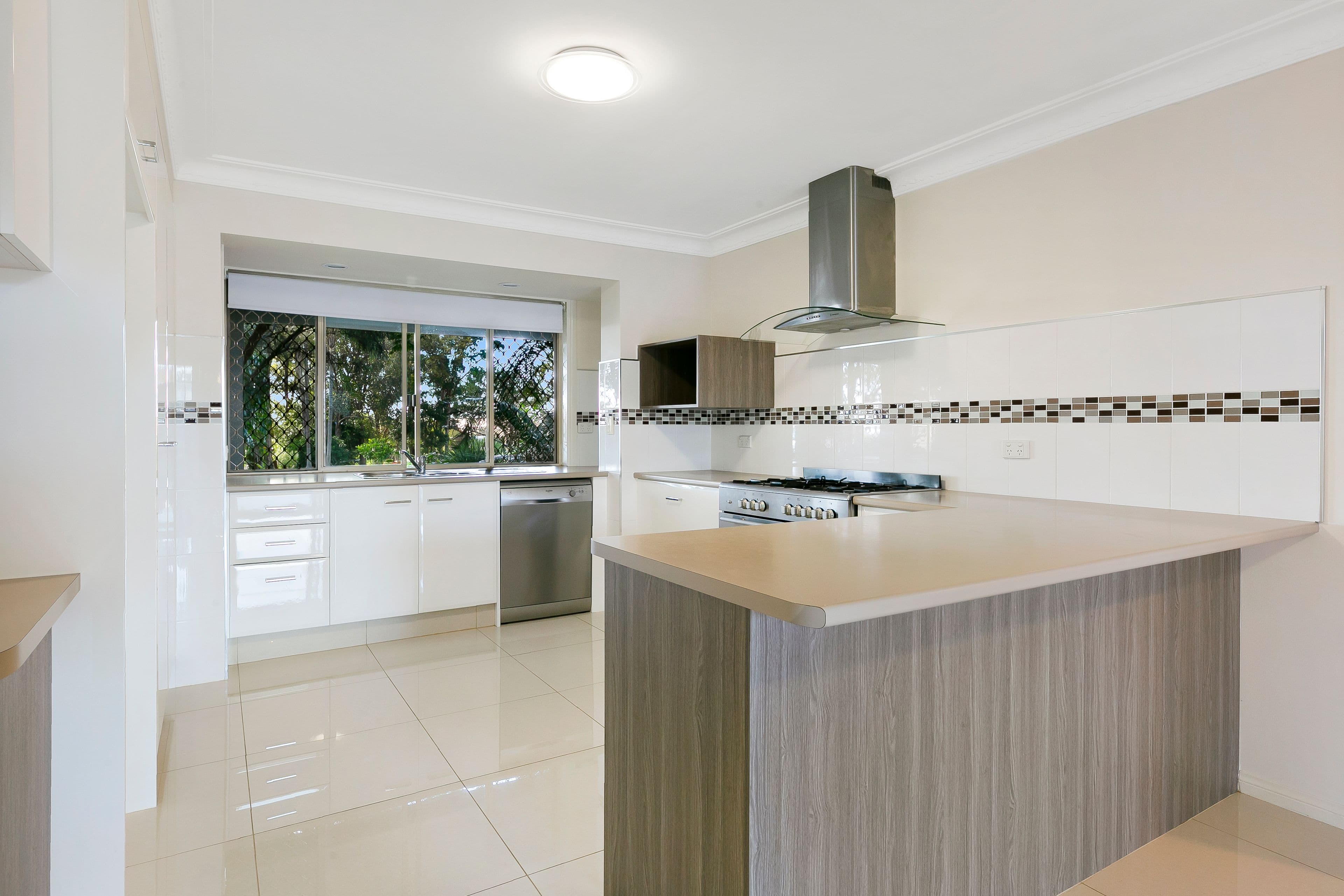 24 Homebush Drive, Robina QLD 4226, Robina - Thumbnail 4