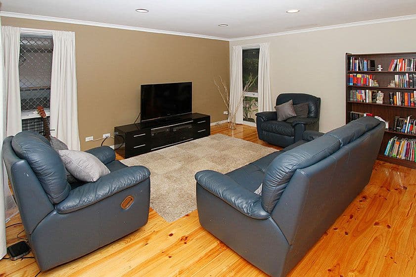 1 Atkins Avenue, WATSONIA NORTH VIC 3087, Watsonia North - Thumbnail 6