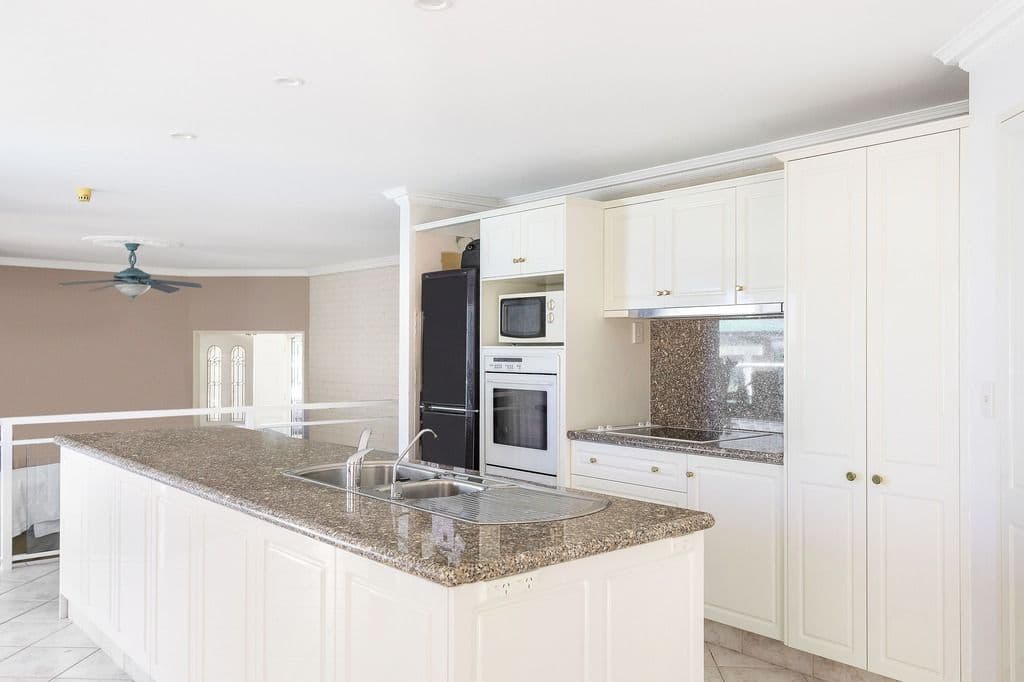 12 Trafalgar Street, Highland Park QLD 4211, Highland Park - Thumbnail 4