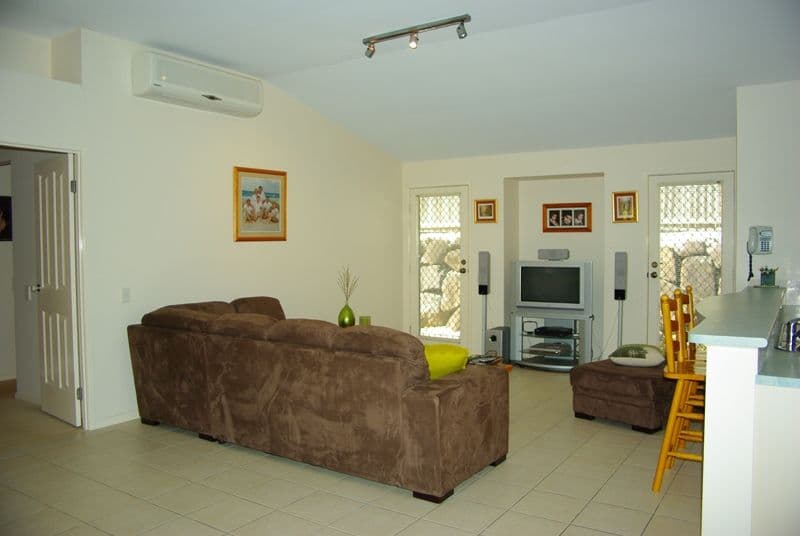 68 Sky Royal Terrace, BURLEIGH HEADS QLD 4220, Burleigh Heads - Thumbnail 5