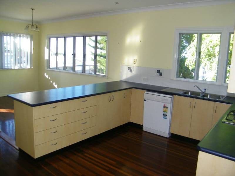 5  Palmer Street, GLADSTONE QLD 4680, Gladstone - Thumbnail 2