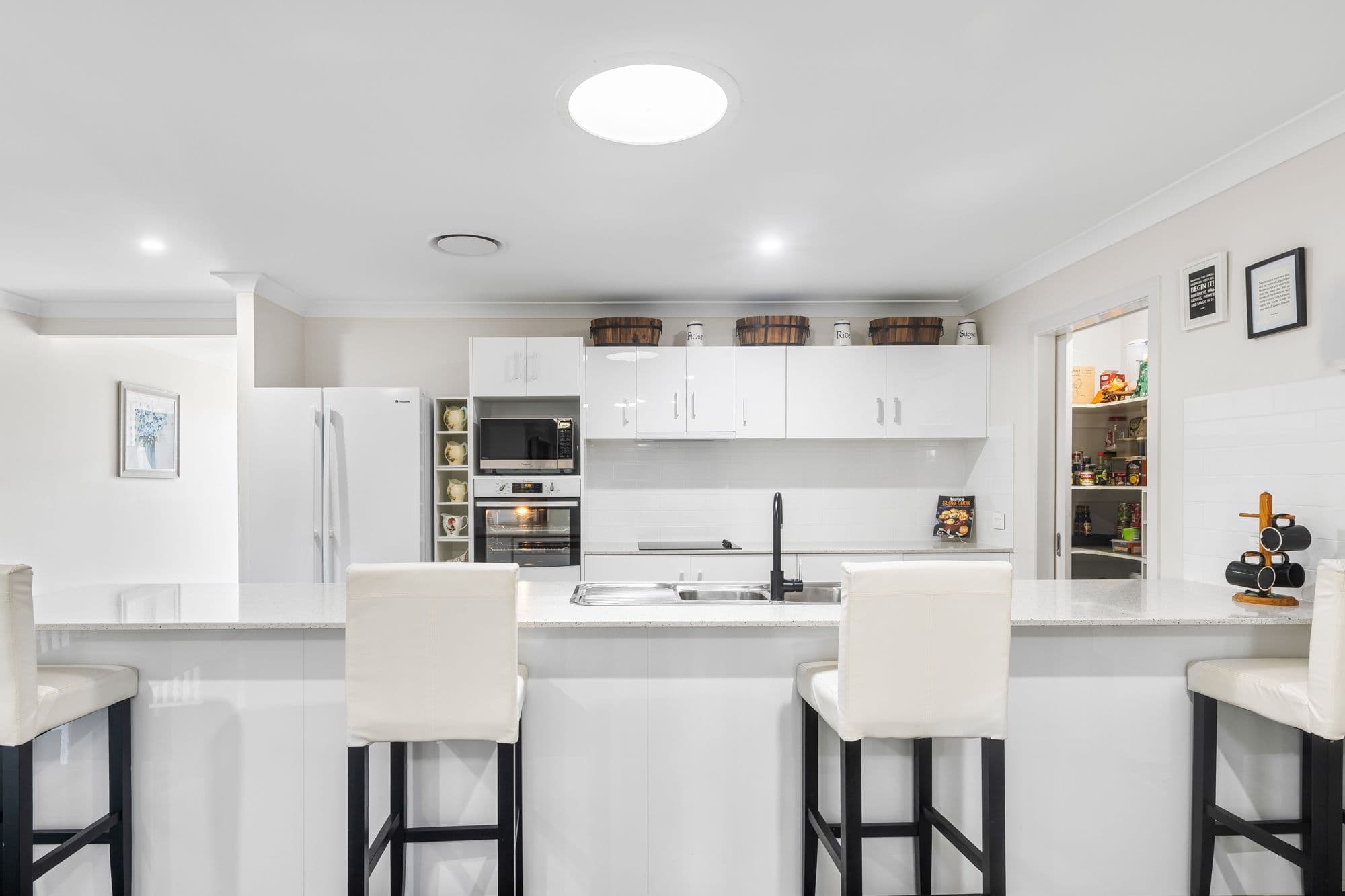 25 Pineview Drive, Beerwah QLD 4519, Beerwah - Thumbnail 4