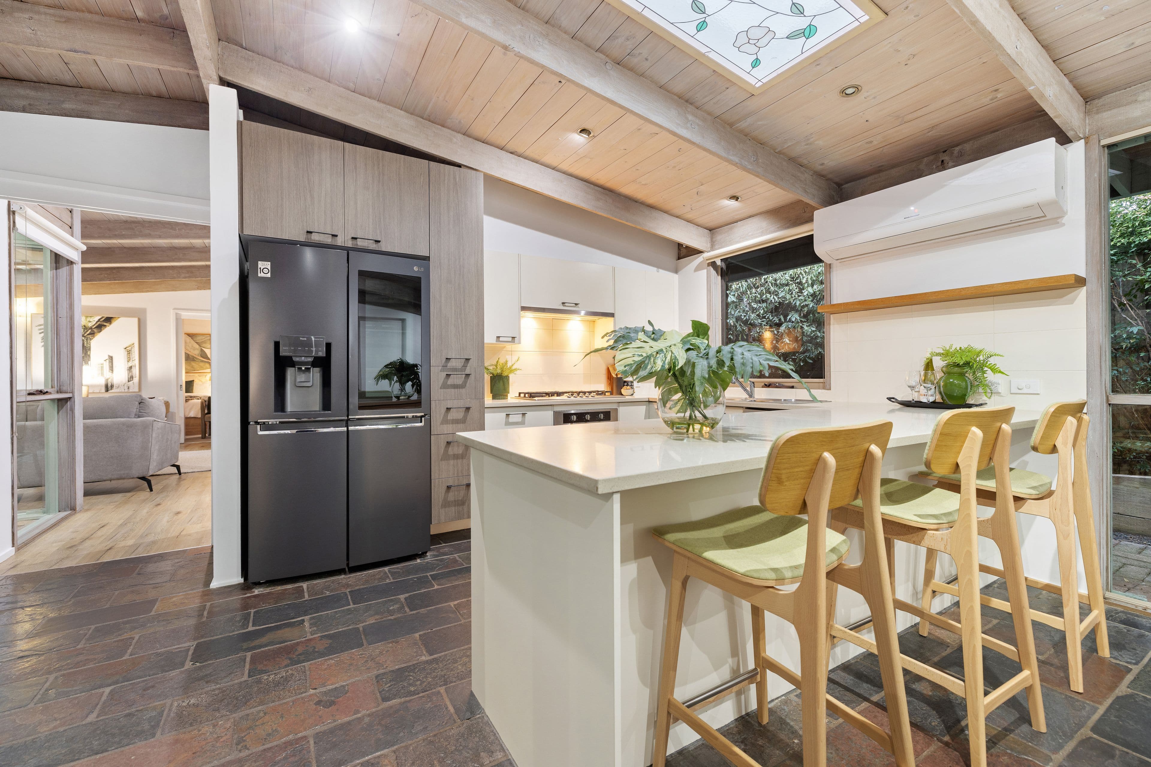 6 Alex Avenue, Wheelers Hill VIC 3150, Wheelers Hill - Thumbnail 2