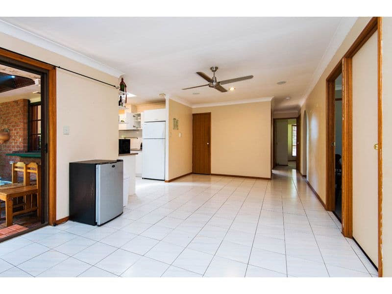 26 Wambaya Street, BELMONT QLD 4153, Belmont - Thumbnail 5