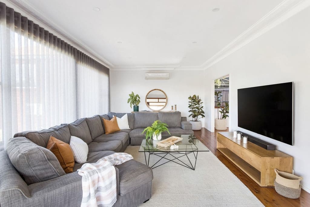 60 Greenslopes Avenue, Mount Pleasant - Image 1