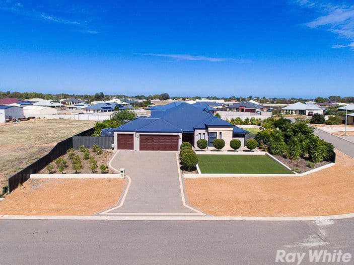 4 Bottlebrush Close, Woorree WA 6530, Woorree - Image 1