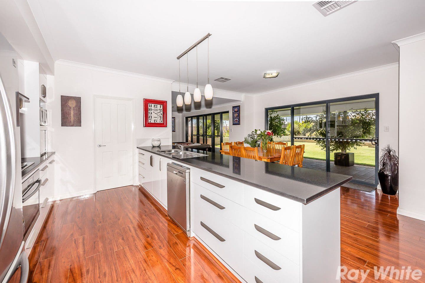 4 Bottlebrush Close, Woorree WA 6530, Woorree - Thumbnail 8